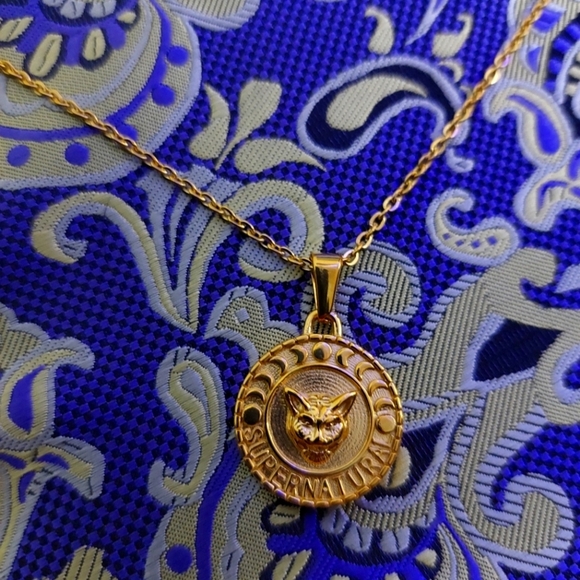 18K Gold Plated "Supernatural" Cat Pendant Necklace - Picture 7 of 13